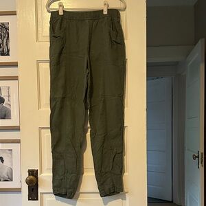 Old Navy Women's Dark Green Straight Leg Pants, size M Tall